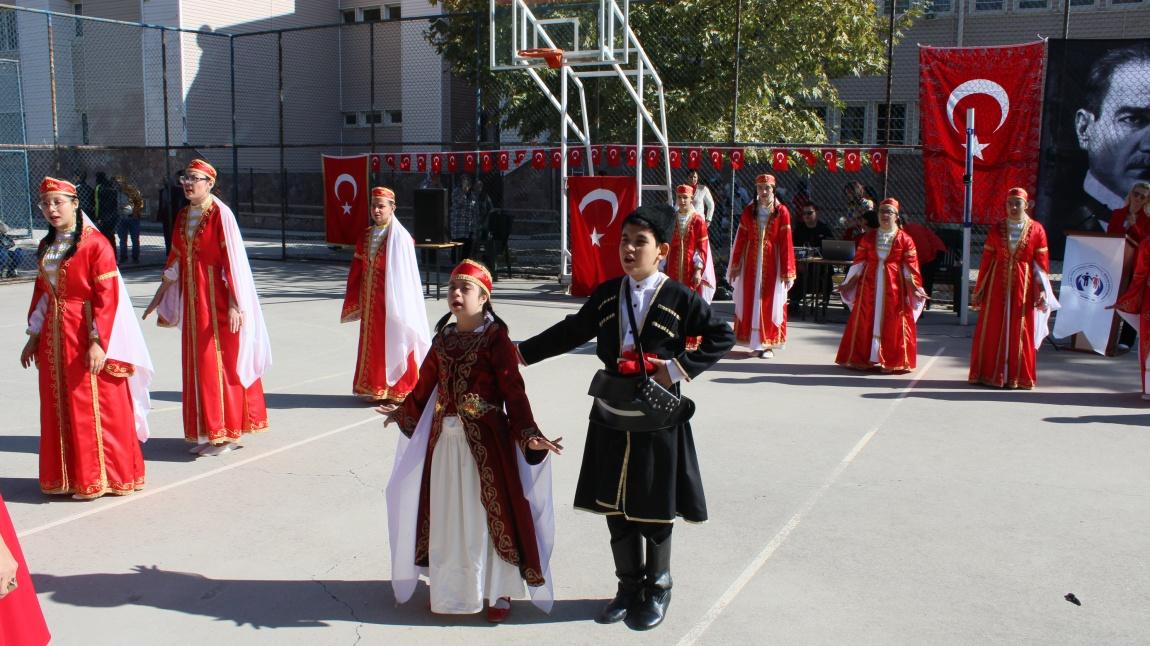 29 Ekim Cumhuriyet Bayramı Okulumuzda Coşkuyla Kutlandı